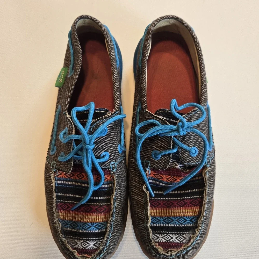 eco TWX Twisted Aztec Print Tie Boat Shoes Womens Size 7 1/2‎